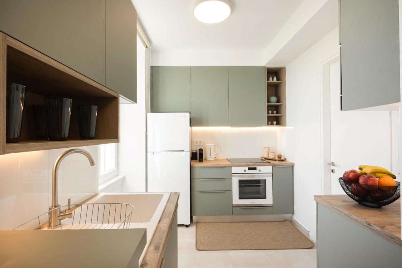 Rivoli Luxurious Seaview Suite In Liston Square