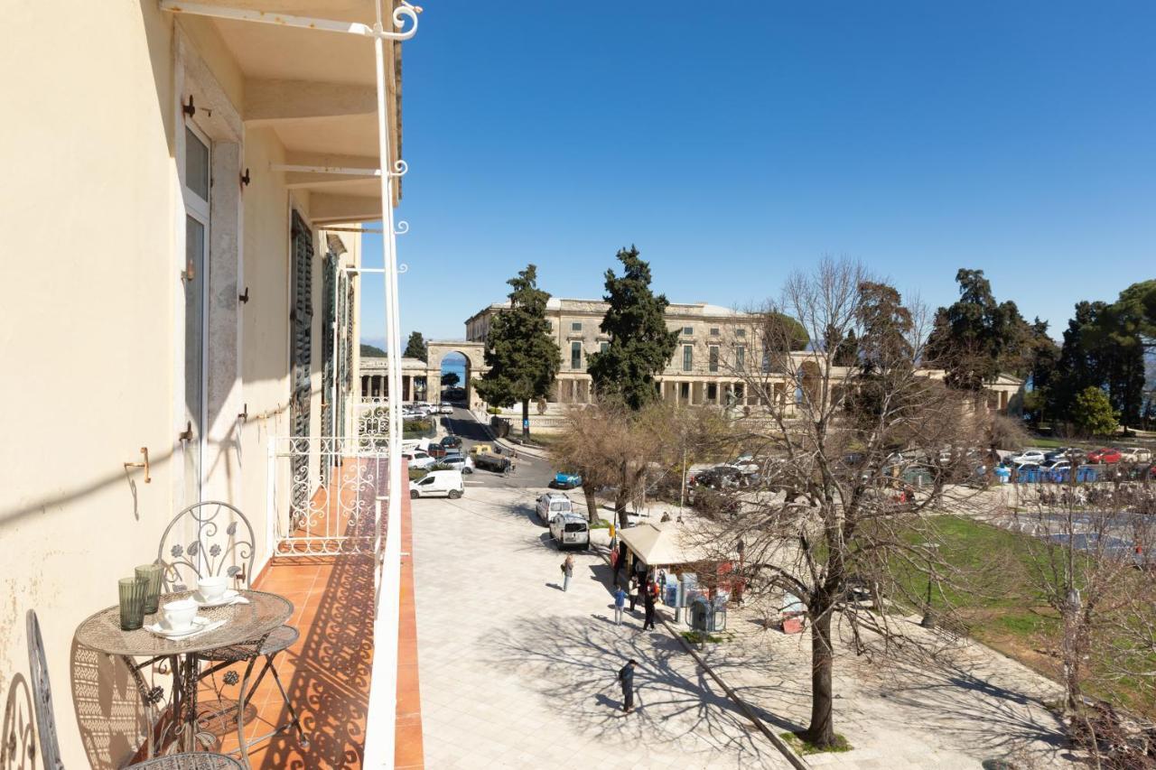 Rivoli Luxurious Seaview Suite In Liston Square Apartment