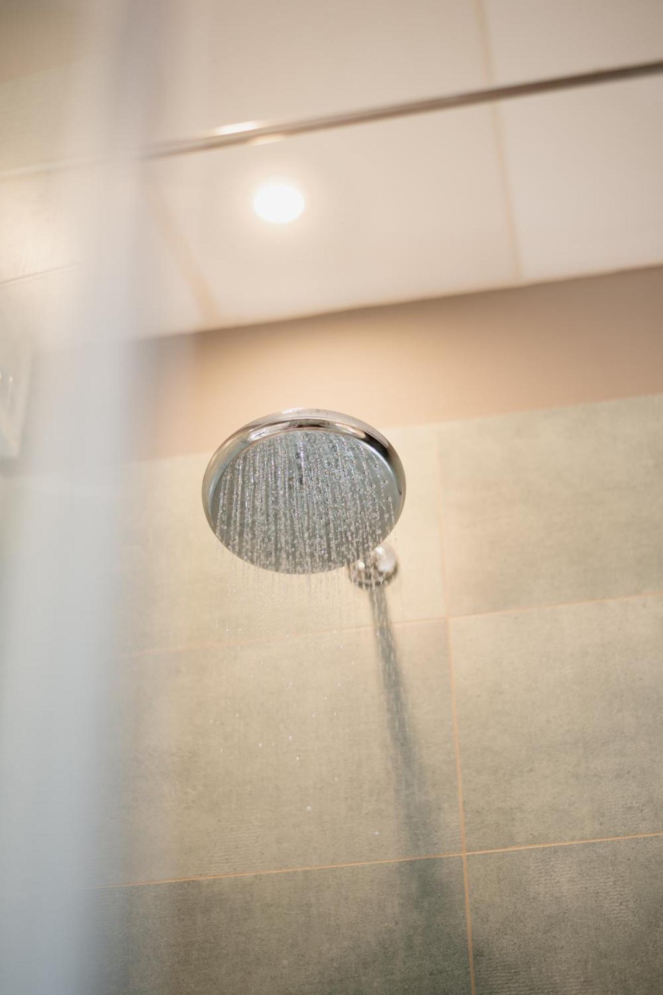 Rivoli Luxurious Seaview Suite In Liston Square *